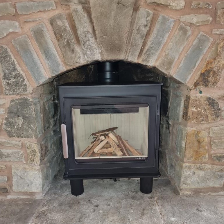 Nordpeis Bergen Wood Stove Installation