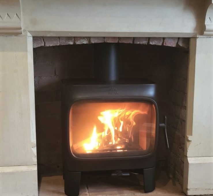 Jøtul F305 Short Leg Wood Stove Installation